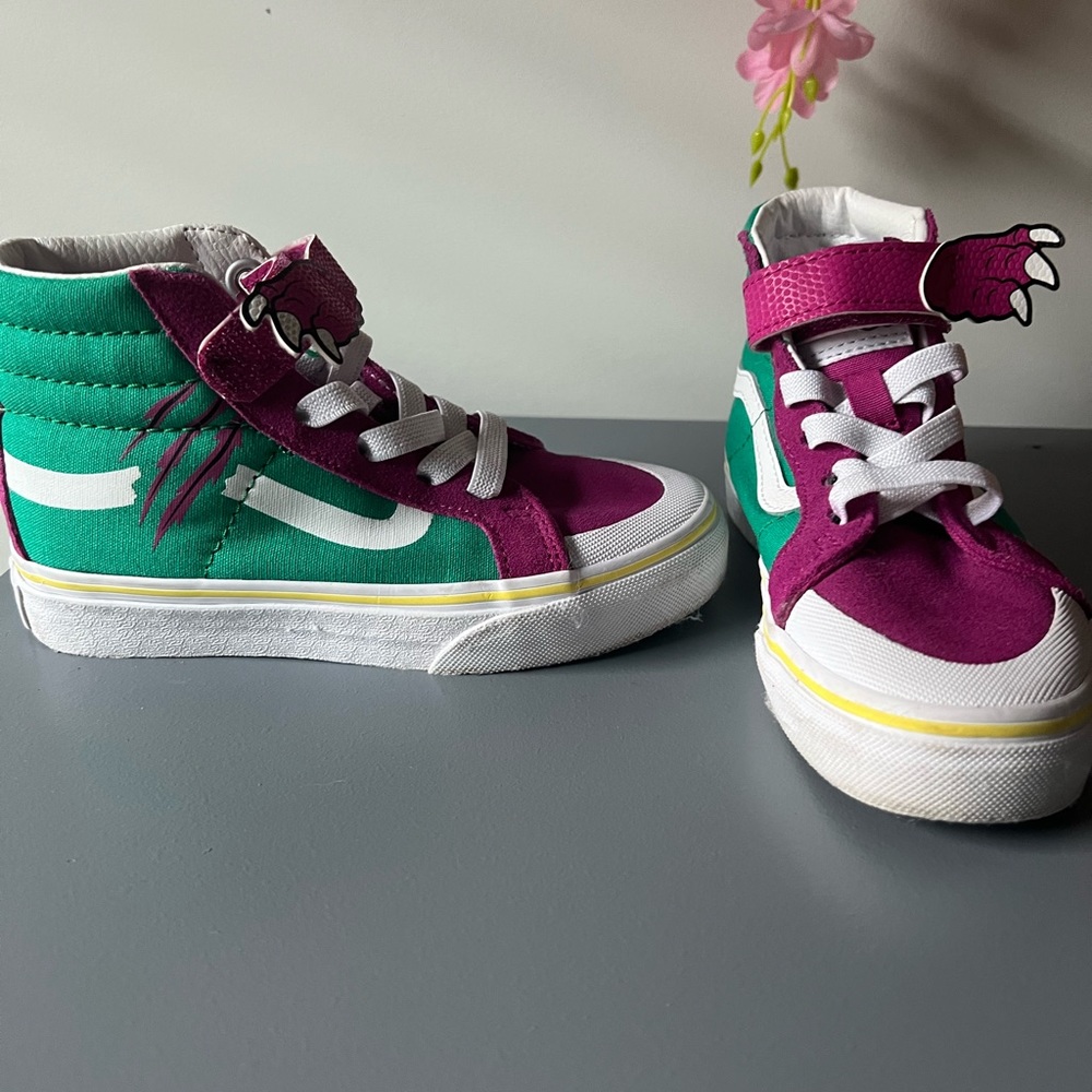 Vans dinosaur edition
